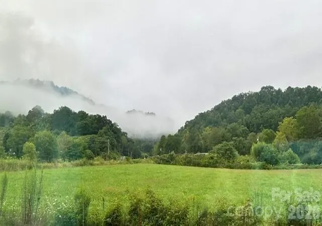2nd image of 31 Clear Creek Ln, Waynesville, NC 28785 | MLS# 4408729