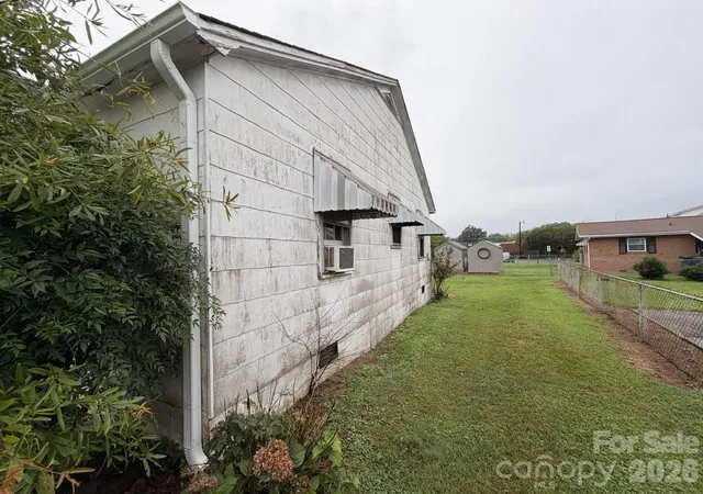 Photo 3 of Single family home for sale at 112 Rumple St, Troutman, NC 28166 | MLS# 4408749 | Listing updated on 2026-07-29