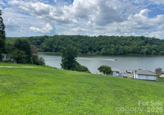 Photo 3 of Multi family home for sale at 4852 Midway Sand Rd, Hickory, NC 28601 | MLS# 4408754 | Listing updated on 2026-08-14