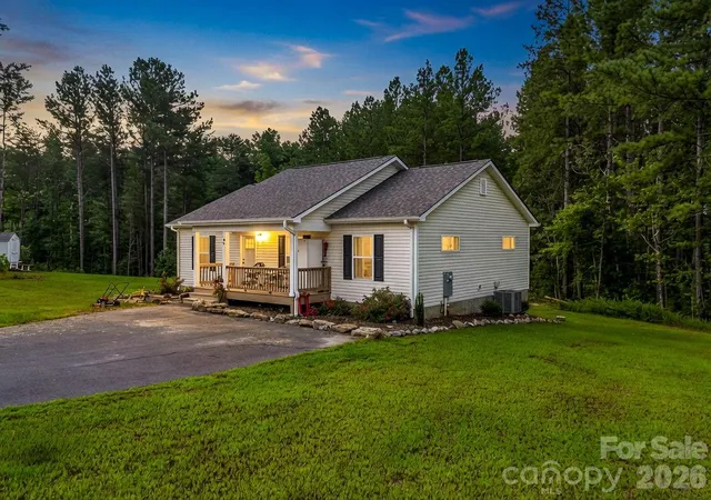 1st image of 47 Heartleaf Ln, Columbus, NC 28722 | MLS# 4408758