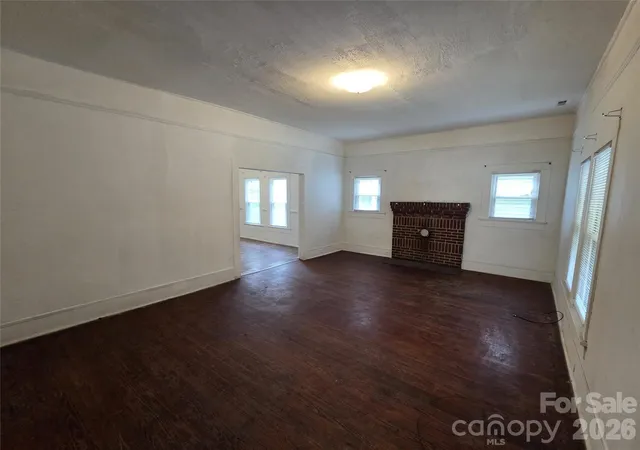 Photo 3 of Single family home for sale at 421 N Salisbury Ave, Spencer, NC 28159 | MLS# 4408763 | Listing updated on 2026-09-28