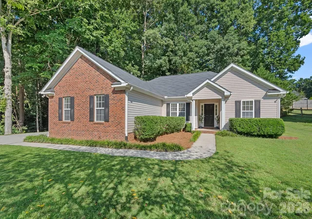 2nd image of 7219 Oxford Hunt Dr, Stanley, NC 28164 | MLS# 4408764