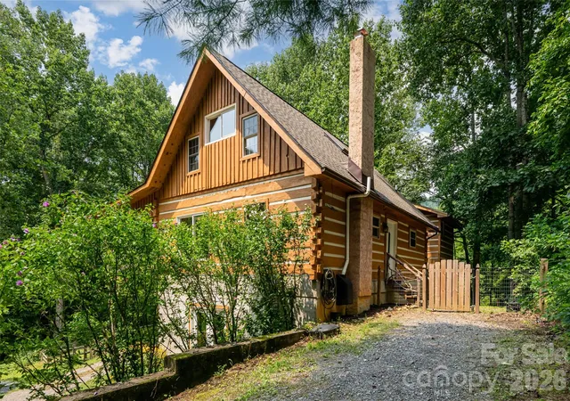 4th image of 24 Gregory Hill Rd, Fairview, NC 28730 | MLS# 4408771
