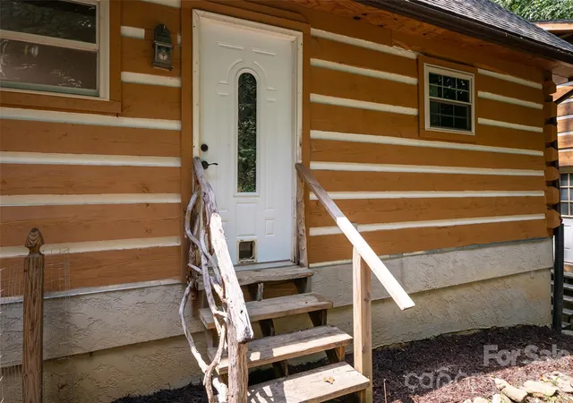 5th image of 24 Gregory Hill Rd, Fairview, NC 28730 | MLS# 4408771