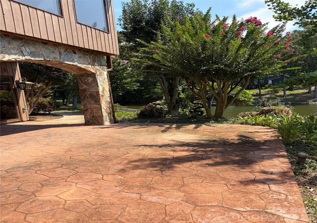 Photo 3 of Sale Pending at 248 Periwinkle Ln, Lexington, NC 27292 | MLS# 4408783 | Listing updated on 2026-10-02