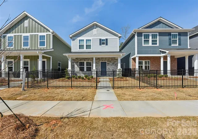 Photo 1 of Single family home for sale at 4328 Tintagel Ln, Gastonia, NC 28056 | MLS# 4408791 | Listing updated on 2026-10-06
