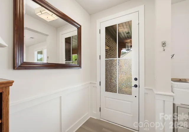 3rd image of 3041 Kinger Ln, Matthews, NC 28105 | MLS# 4408796