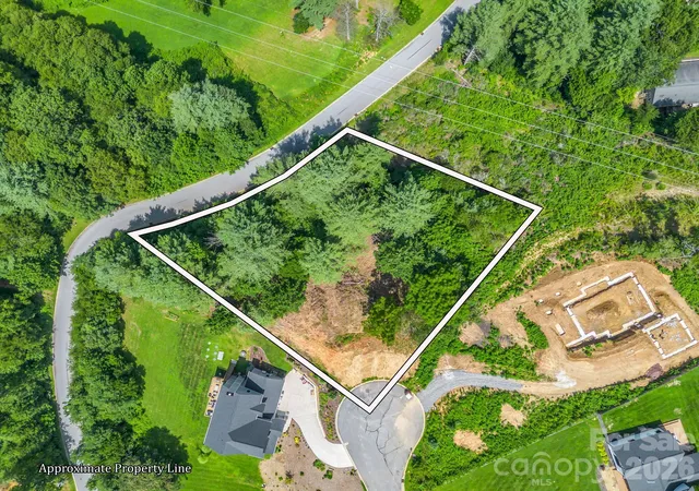 image of 50 Erin Glen Ct, Fairview, NC 28730 | MLS# 4408797
