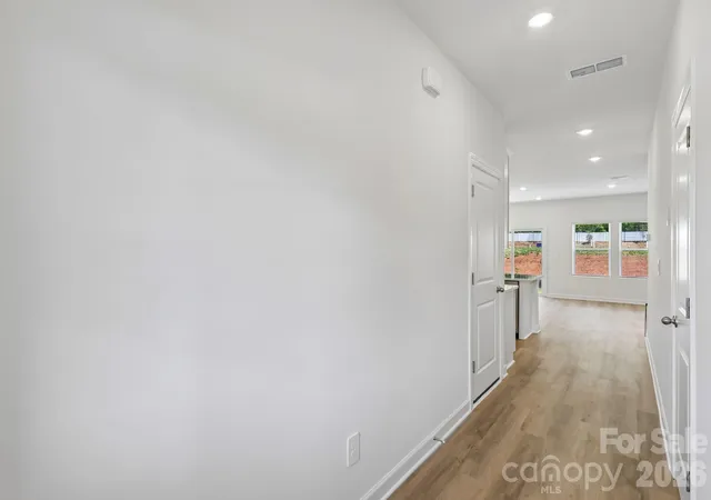 5th image of 9024 Foggy Brook Loop, Charlotte, NC 28216 | MLS# 4408805