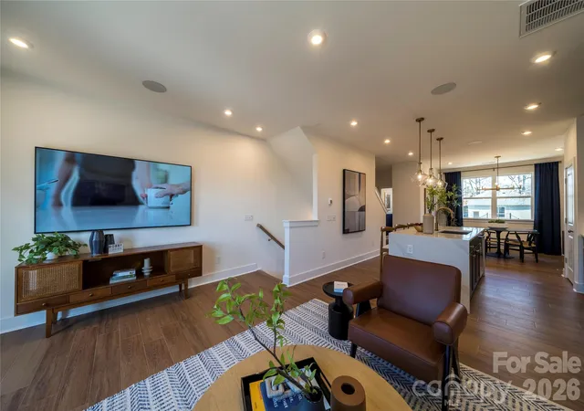 Photo 3 of Townhouse for sale at 1501 Levy Way, Charlotte, NC 28205 | MLS# 4408811 | Listing updated on 2026-10-07