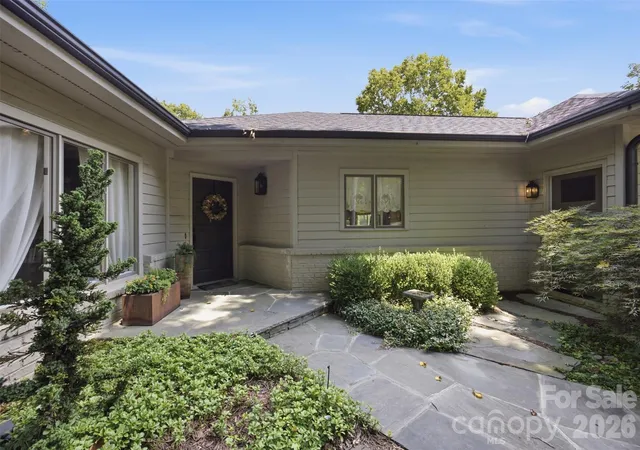 3rd image of 528 Stuart Rdg, Cramerton, NC 28032 | MLS# 4408813