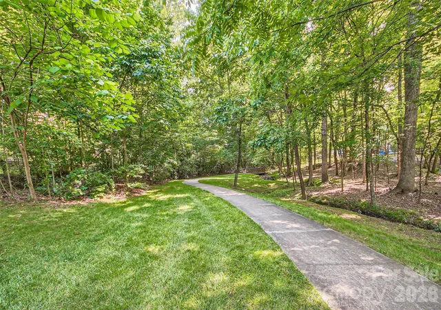 36th image of 6211 Coleridge Ct, Charlotte, NC 28269 | MLS# 4408822