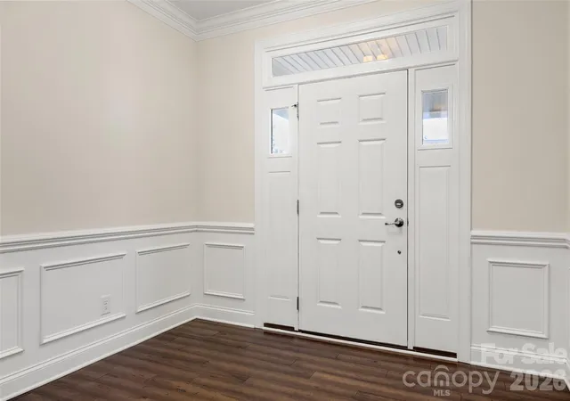 Photo 2 of Sale Pending at 12728 Meetinghouse Dr, Cornelius, NC 28031 | MLS# 4408825 | Listing updated on 2026-10-07