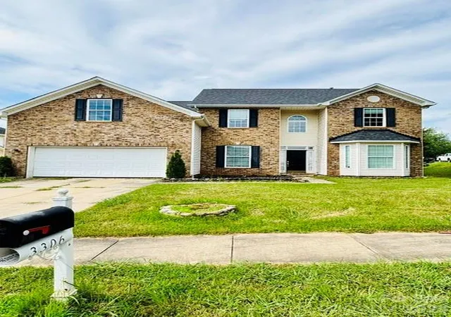 1st image of 3306 Daniel Pl Dr #167, Charlotte, NC 28213 | MLS# 4408842