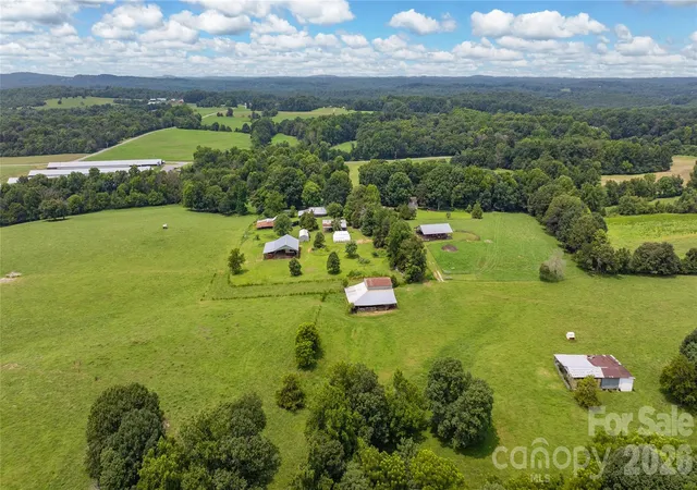 5th image of 4988 Amick Ln, Liberty, NC 27298 | MLS# 4408844