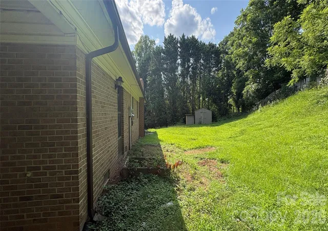 36th image of 520 Cottrell Hill Rd, Lenoir, NC 28645 | MLS# 4408848