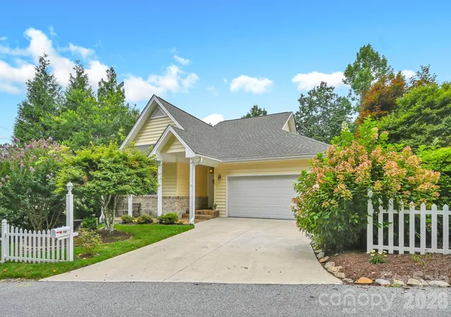 1st image of 230 Carriage Summitt Wy #2423, Hendersonville, NC 28791 | MLS# 4408861