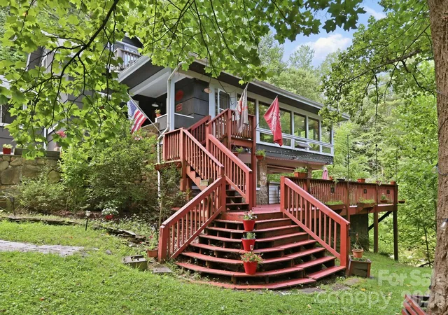 5th image of 146 Chestnut Walk Dr, Waynesville, NC 28786 | MLS# 4408864