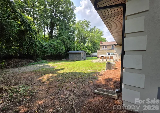41st image of 1501 Vancouver Dr, Charlotte, NC 28213 | MLS# 4408865