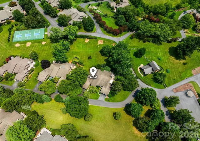 31st image of 4 Governors Wy, Asheville, NC 28804 | MLS# 4408866