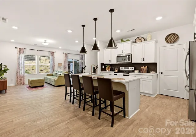 Photo 2 of Townhouse for sale at 2018 Crooked Oak Ln, York, SC 29745 | MLS# 4408869 | Listing updated on 2026-10-01