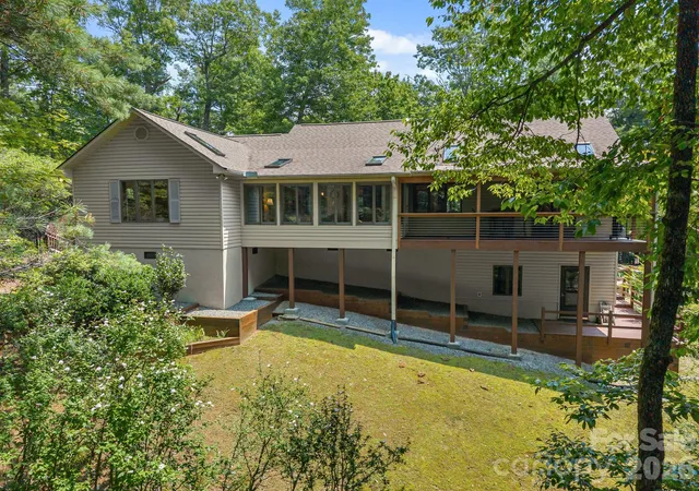 Photo 1 of Single family home for sale at 620 Thunder Rd, Brevard, NC 28712 | MLS# 4408871 | Listing updated on 2026-09-01