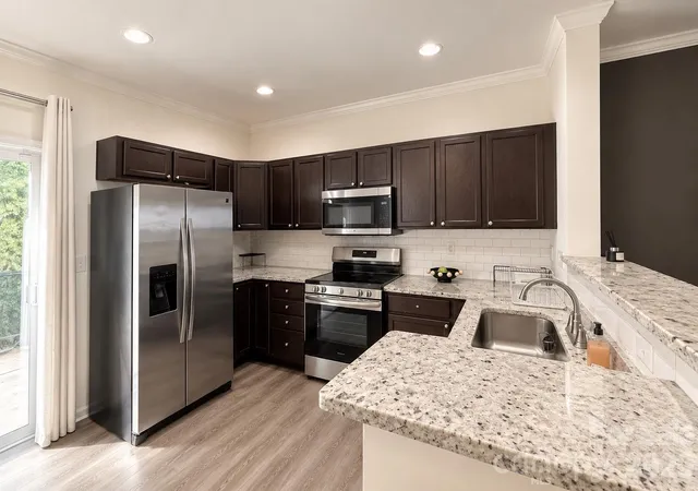 5th image of 13927 Singleleaf Ln, Charlotte, NC 28278 | MLS# 4408876