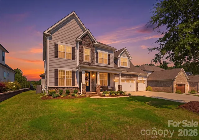 Photo 3 of Single family home for sale at 10508 Ardley Manor Dr, Mint Hill, NC 28227 | MLS# 4408894 | Listing updated on 2026-09-28