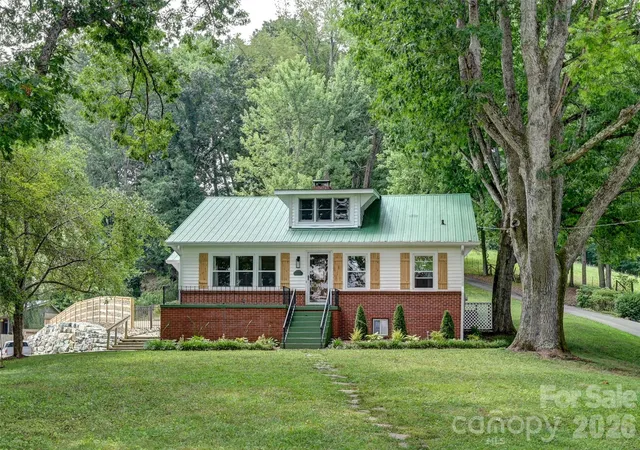 1st image of 1110 Queentown Rd, Canton, NC 28716 | MLS# 4408896