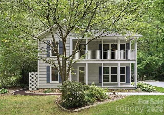 Photo 3 of Single family home for sale at 13930 Maple Holw Ln, Mint Hill, NC 28227 | MLS# 4408913 | Listing updated on 2026-09-27