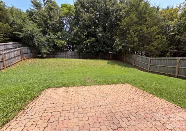 15th image of 5714 Waverly Lynn Ln, Charlotte, NC 28269 | MLS# 4408920