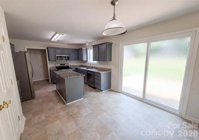 Photo 2 of Single family home for sale at 5714 Waverly Lynn Ln, Charlotte, NC 28269 | MLS# 4408920 | Listing updated on 2026-10-08