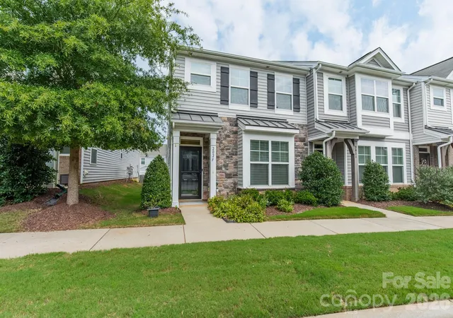 2nd image of 202 Waterlynn Ridge Rd #F, Mooresville, NC 28117 | MLS# 4408929