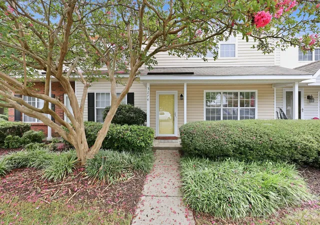 4th image of 3274 Summercroft Ln, Charlotte, NC 28269 | MLS# 4408970
