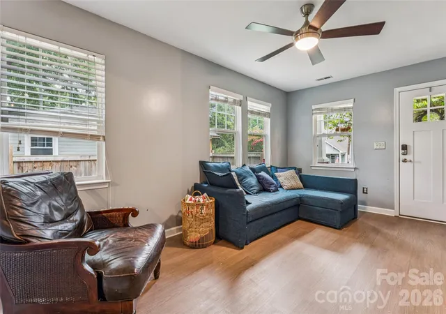 Photo 4 of Single family home for sale at 114 N Turner Ave, Charlotte, NC 28216 | MLS# 4408994 | Listing updated on 2026-09-03