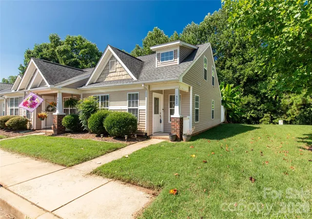 Photo 1 of Townhouse for sale at 952 Olde Towne Way, Rock Hill, SC 29732 | MLS# 4409005 | Listing updated on 2026-08-26