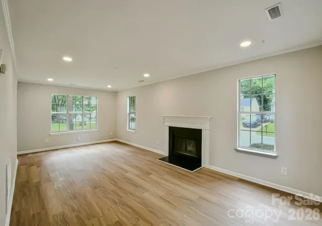 2nd image of 6020 Running Deer Rd, Charlotte, NC 28214 | MLS# 4409010