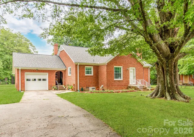 Photo 2 of Single family home for sale at 1281 Old Charlotte Rd, Concord, NC 28027 | MLS# 4409044 | Listing updated on 2026-08-02