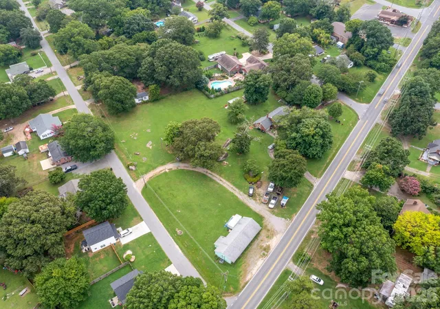 Photo 3 of Single family home for sale at 1281 Old Charlotte Rd, Concord, NC 28027 | MLS# 4409044 | Listing updated on 2026-08-02