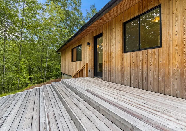 Photo 2 of Single family home for sale at 109 Pintail Pl, Whittier, NC 28789 | MLS# 4409072 | Listing updated on 2026-09-04