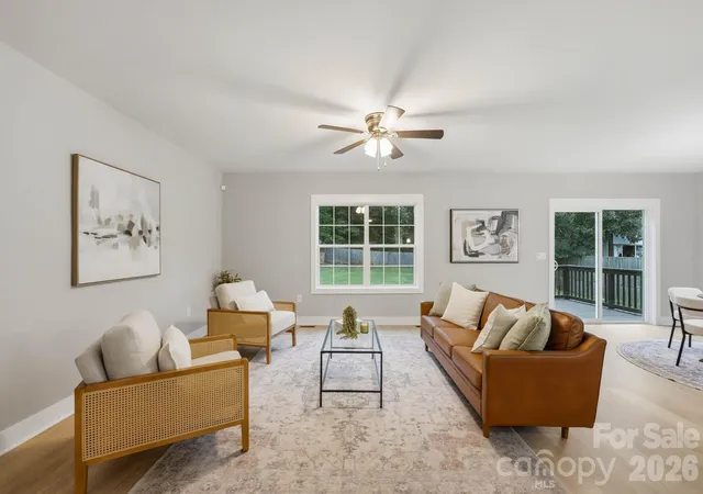 Photo 4 of Single family home for sale at 4888 Slanting Brg Rd, Sherrills Ford, NC 28673 | MLS# 4409082 | Listing updated on 2026-09-17