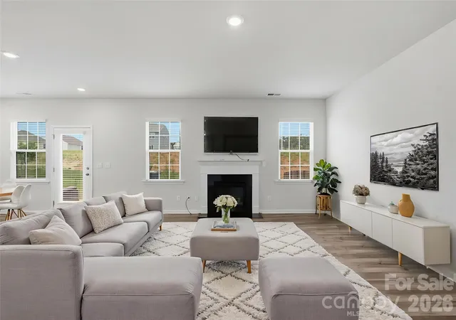 Photo 3 of Single family home for sale at 7412 Echoing Hills Ln, Maiden, NC 28650 | MLS# 4409105 | Listing updated on 2026-09-28