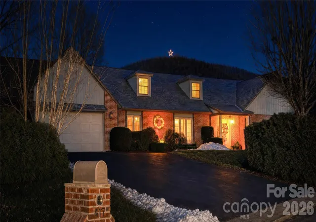 3rd image of 417 Stonecroft Dr Se, Lenoir, NC 28645 | MLS# 4409106
