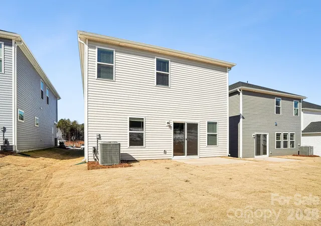 17th image of 2626 Celestial Dr, Newton, NC 28658 | MLS# 4409116
