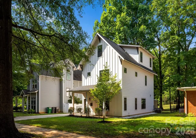 Photo 36 of Single family home for sale at 423 Sylvania Ave, Charlotte, NC 28206 | MLS# 4409126 | Listing updated on 2026-09-25