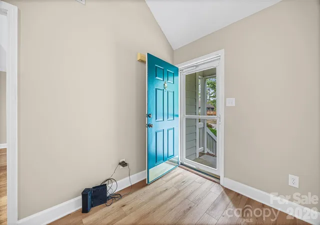 Photo 4 of Single family home for sale at 5408 Mallard Ln, Gastonia, NC 28052 | MLS# 4409134 | Listing updated on 2026-09-25