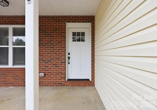 Photo 4 of Single family home for sale at 160 Birchwood Dr, Salisbury, NC 28146 | MLS# 4409143 | Listing updated on 2026-09-22