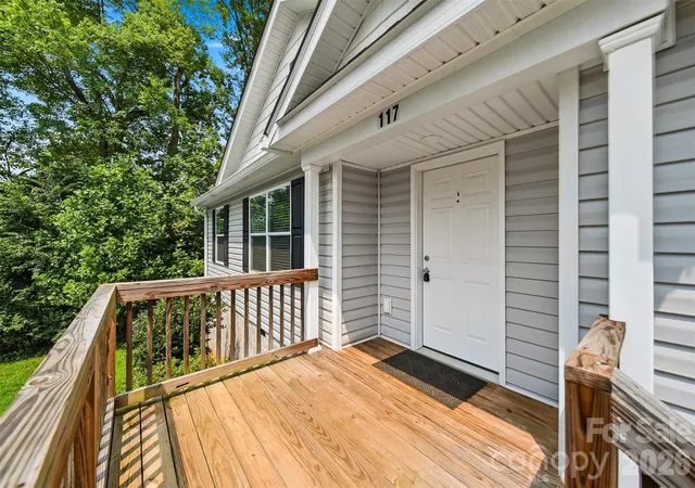 2nd image of 117 Falls St, Morganton, NC 28655 | MLS# 4409147
