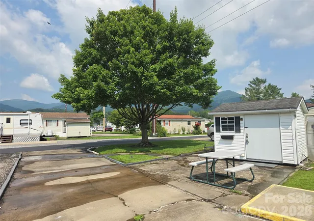 2nd image of 39 Polka Ln, Waynesville, NC 28785 | MLS# 4409159