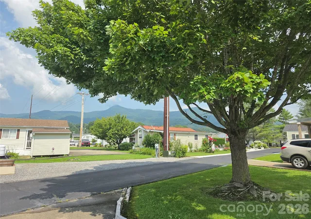6th image of 39 Polka Ln, Waynesville, NC 28785 | MLS# 4409159